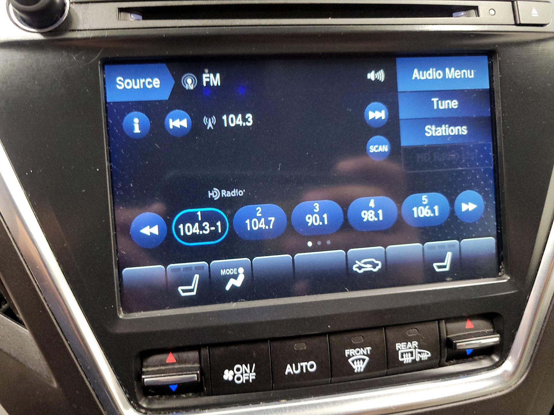 Thumbnail: 2018 Acura MDX - 16