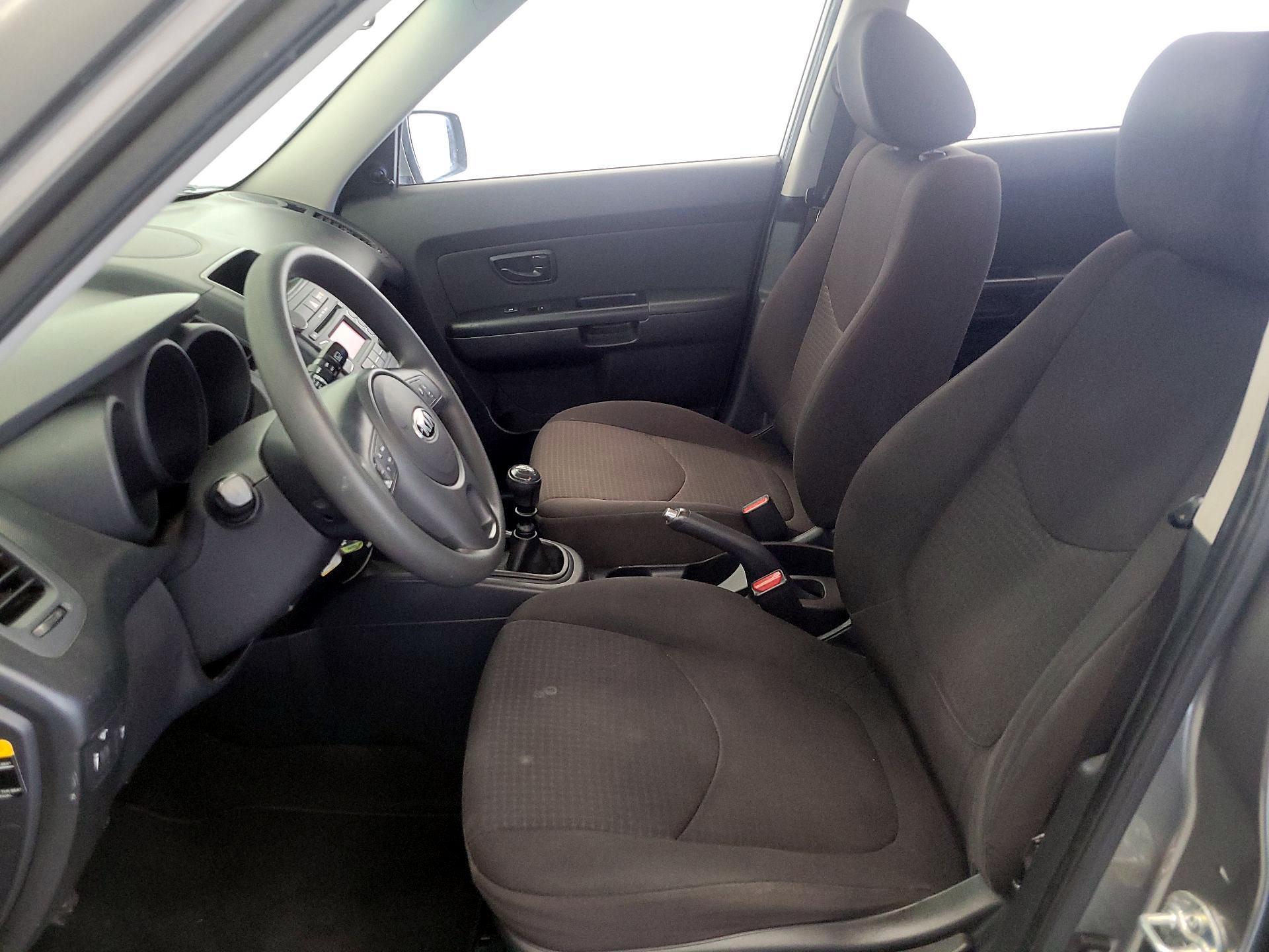 Thumbnail: 2013 Kia Soul - 11