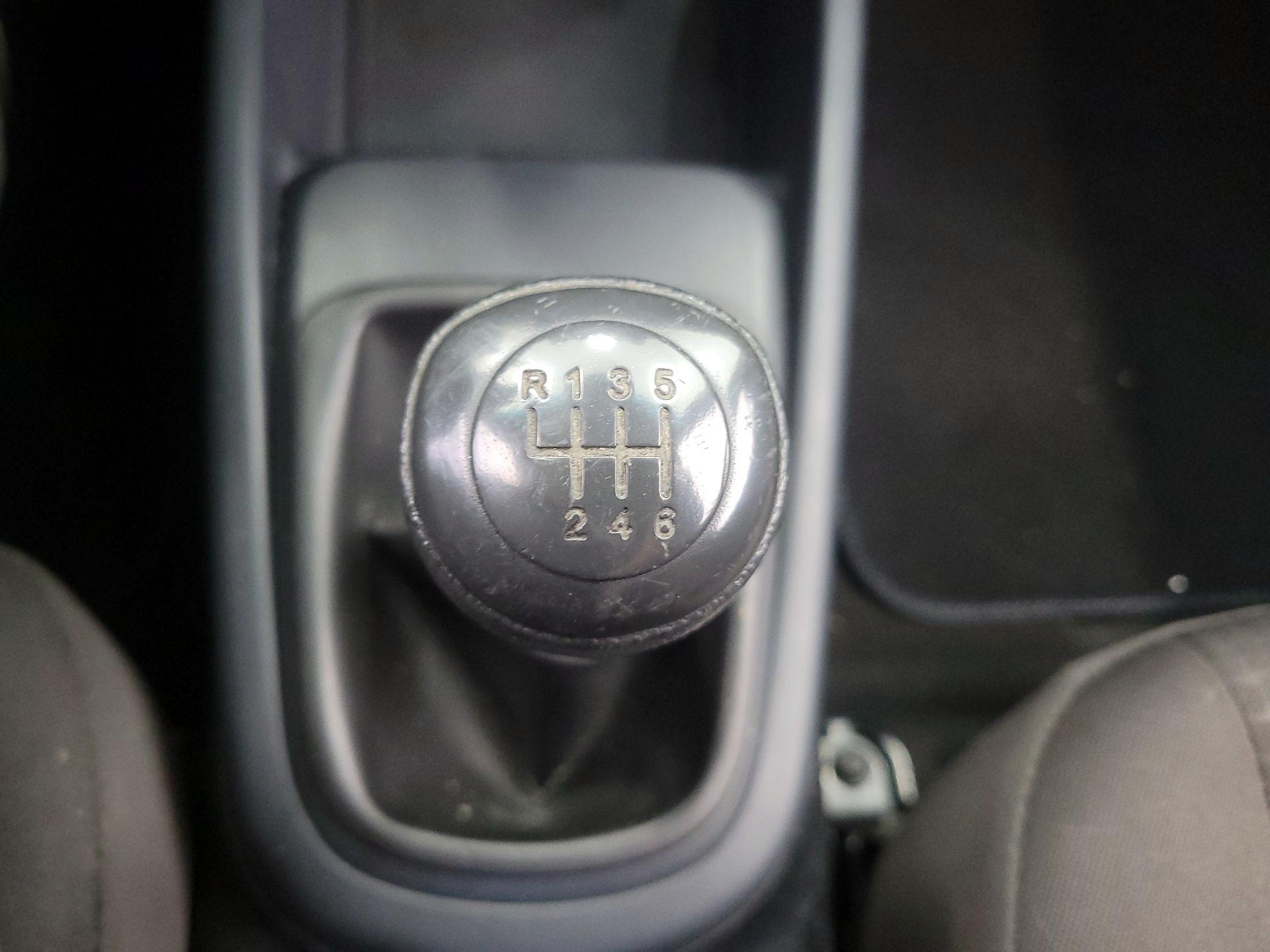 Thumbnail: 2013 Kia Soul - 15