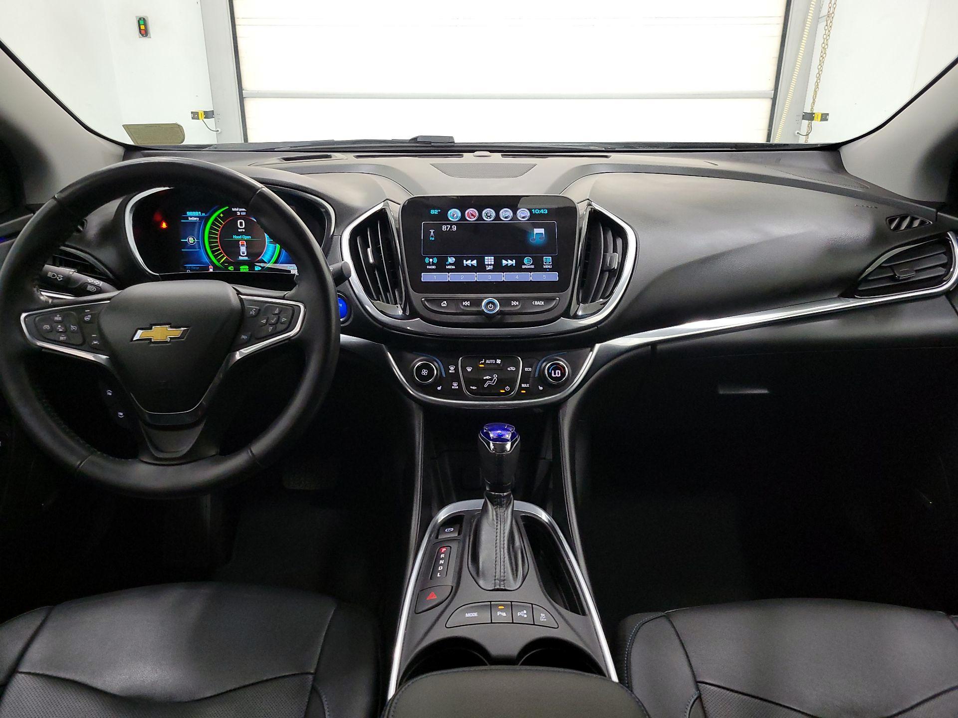 Thumbnail: 2017 Chevrolet Volt - 9