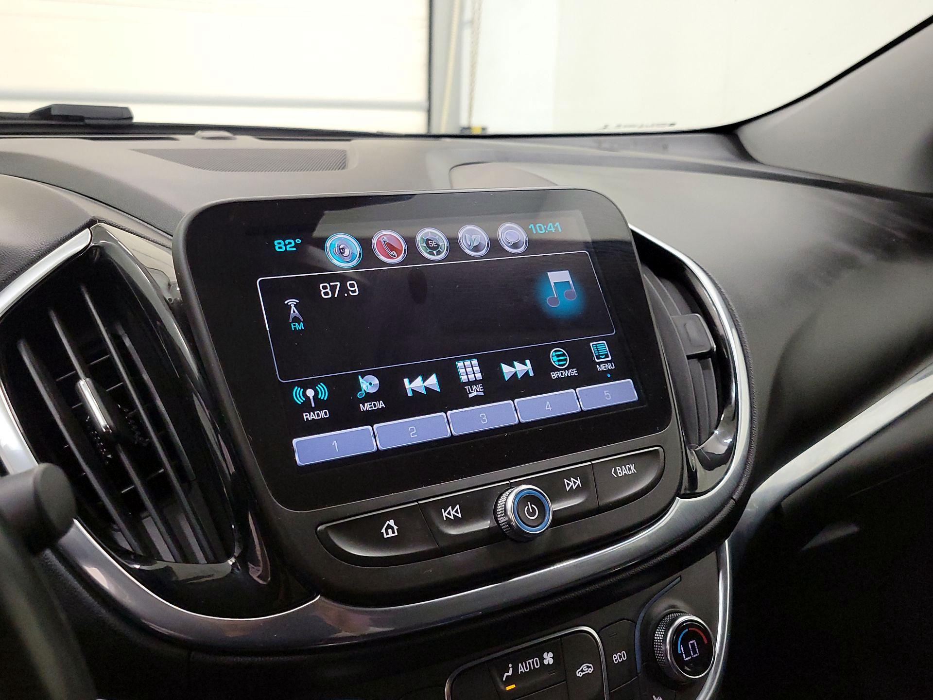 Thumbnail: 2017 Chevrolet Volt - 15