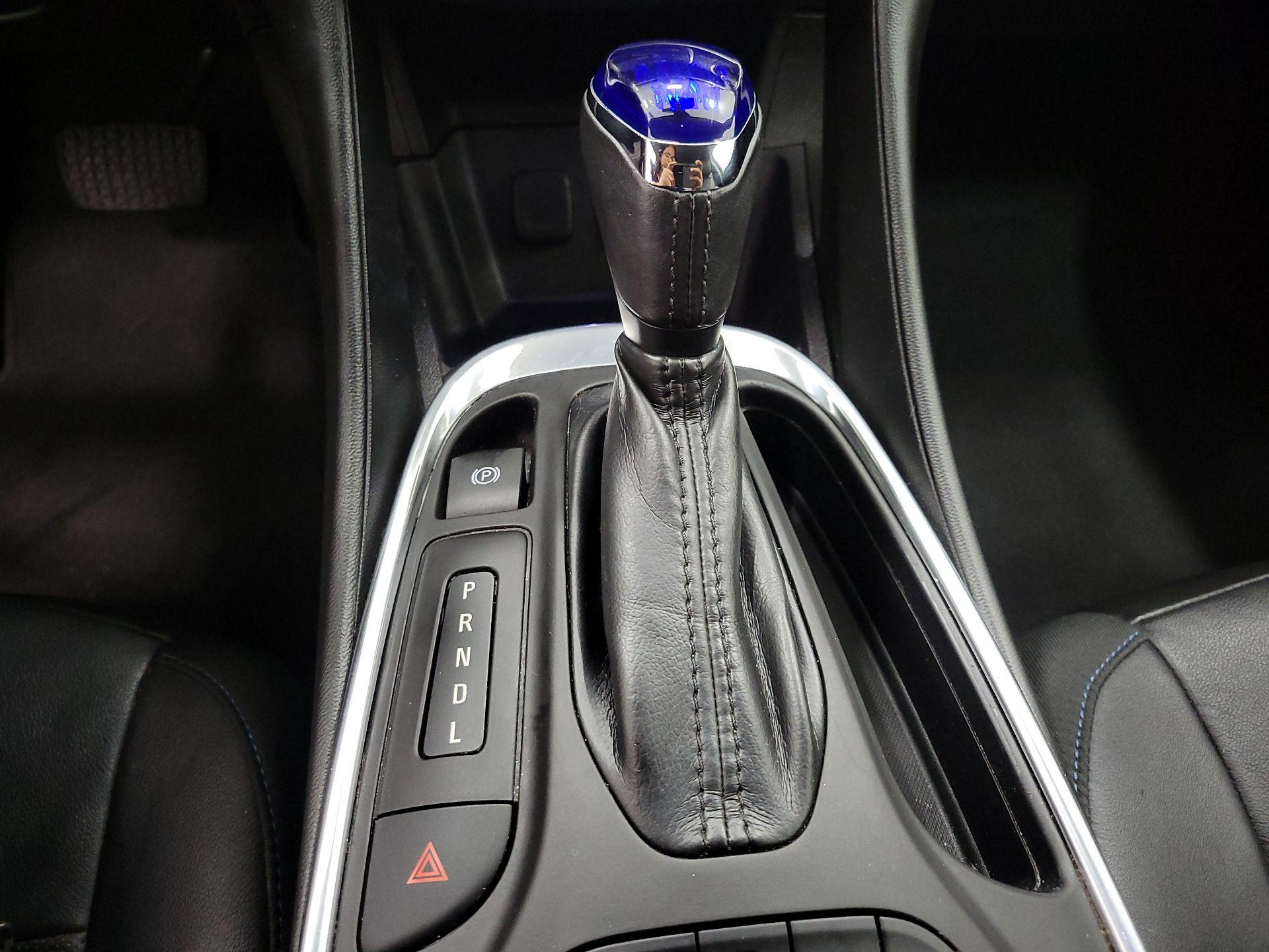 Thumbnail: 2017 Chevrolet Volt - 17