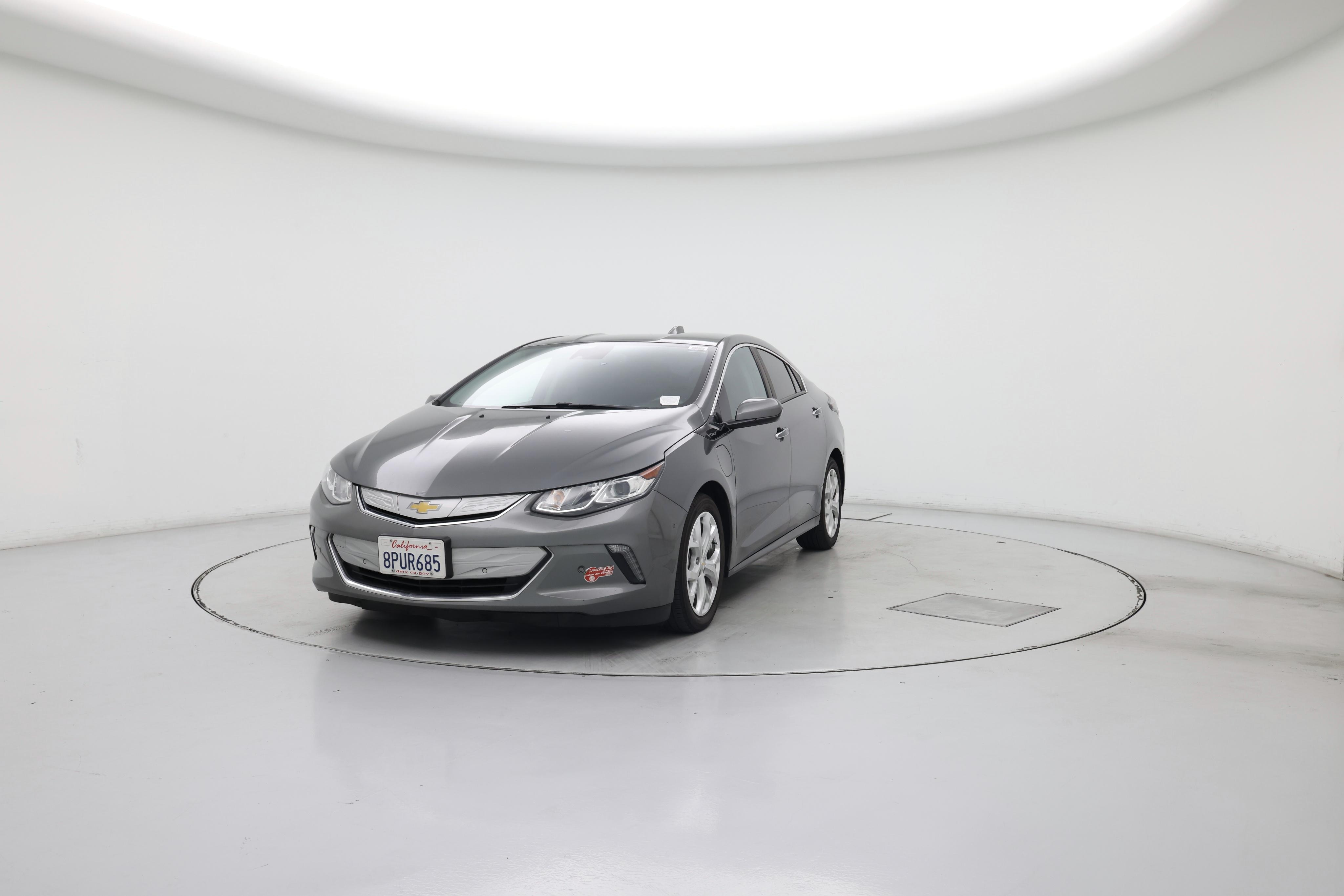 Thumbnail: 2017 Chevrolet Volt - 4