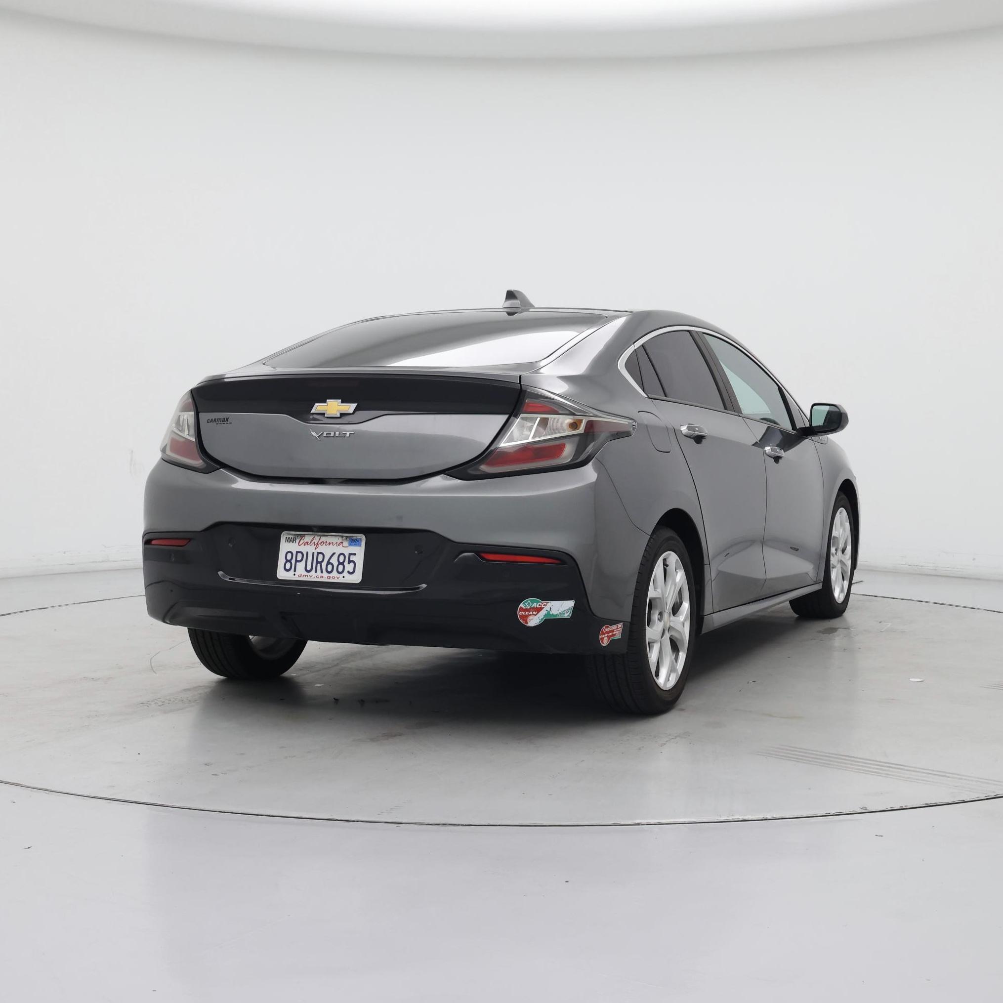 Thumbnail: 2017 Chevrolet Volt - 8