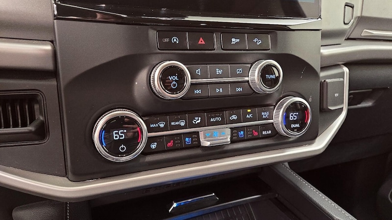 2023 Ford Expedition MAX XLT 17
