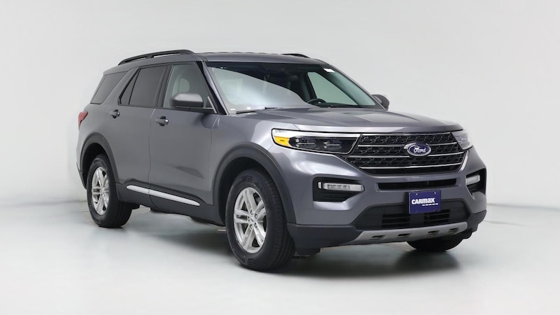 2023 Ford Explorer XLT Hero Image