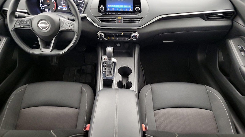 2024 Nissan Altima S 9