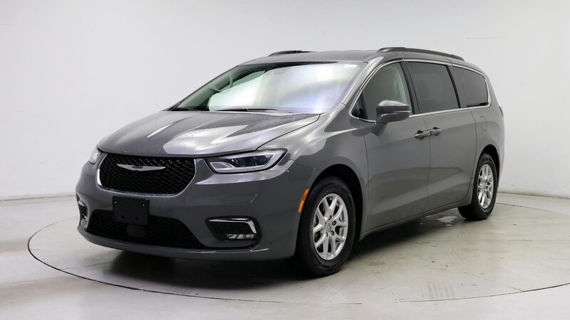 2022 Chrysler Pacifica Touring L 4