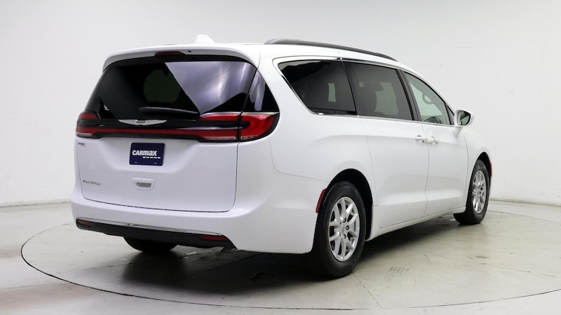 2022 Chrysler Pacifica Touring L 8