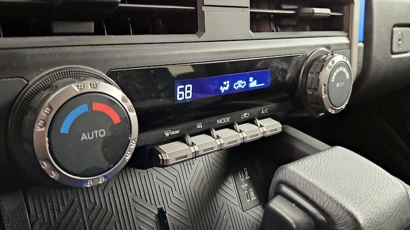 2024 Toyota Tacoma TRD Sport 16