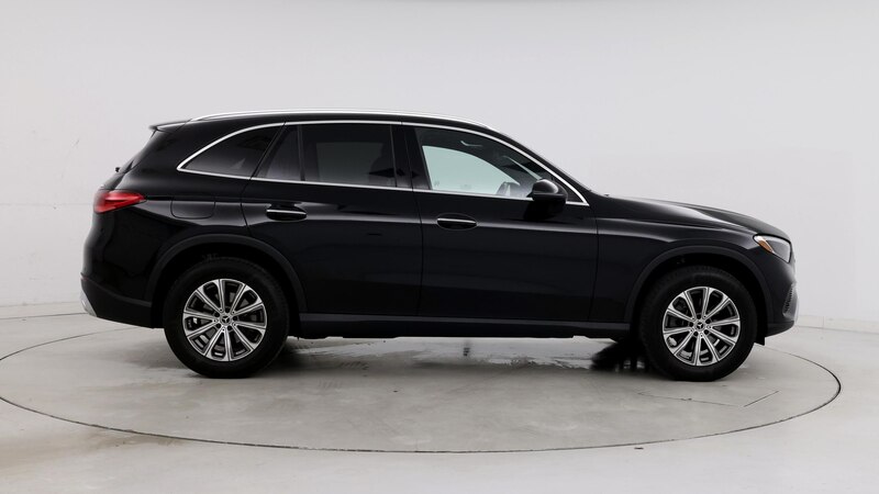 2024 Mercedes-Benz GLC 300 7