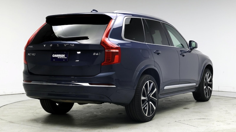 2024 Volvo XC90 B6 Plus 8