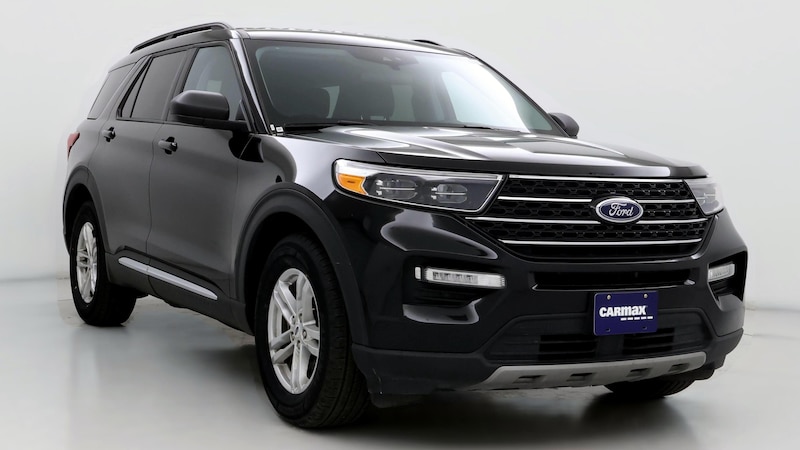 2023 Ford Explorer XLT Hero Image