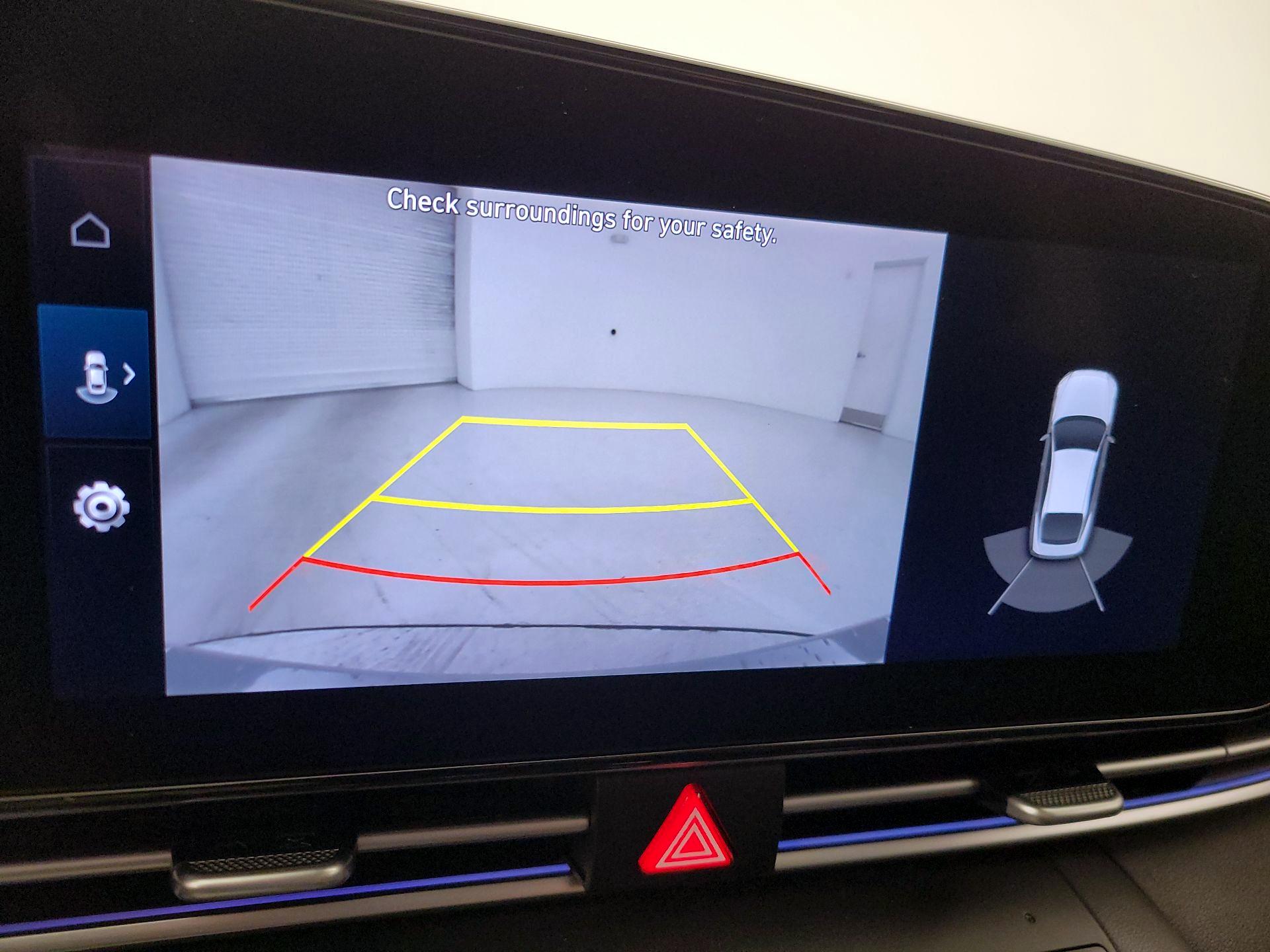 Thumbnail: 2022 Hyundai Elantra - 15