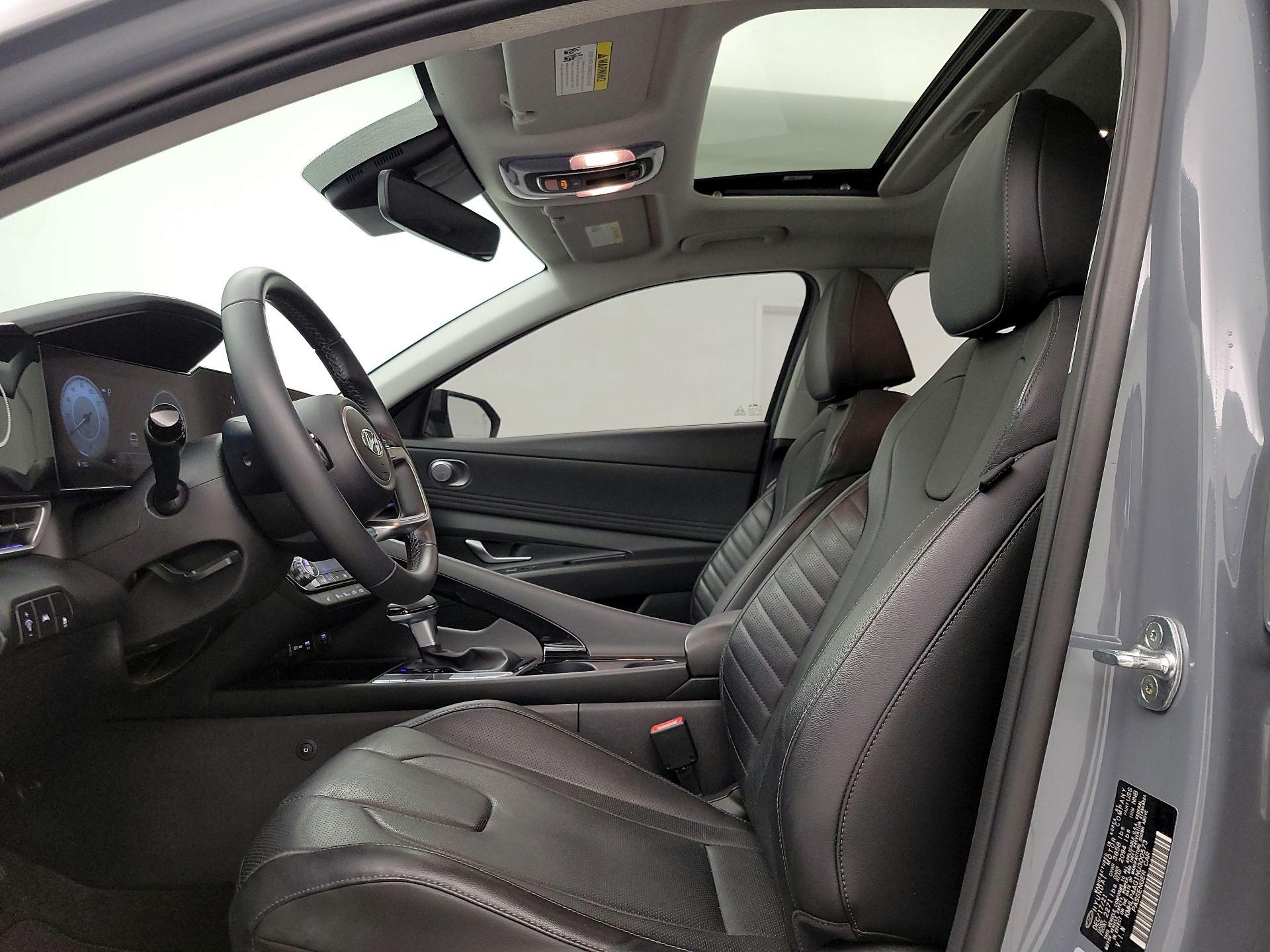 Thumbnail: 2022 Hyundai Elantra - 20