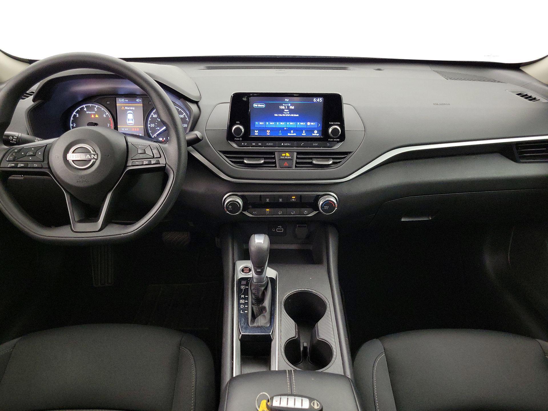 Thumbnail: 2024 Nissan Altima - 9