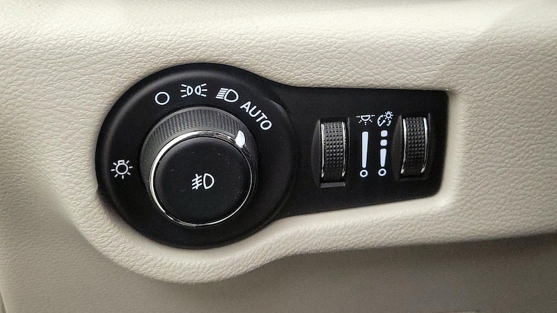 2022 Chrysler Pacifica Touring L 13