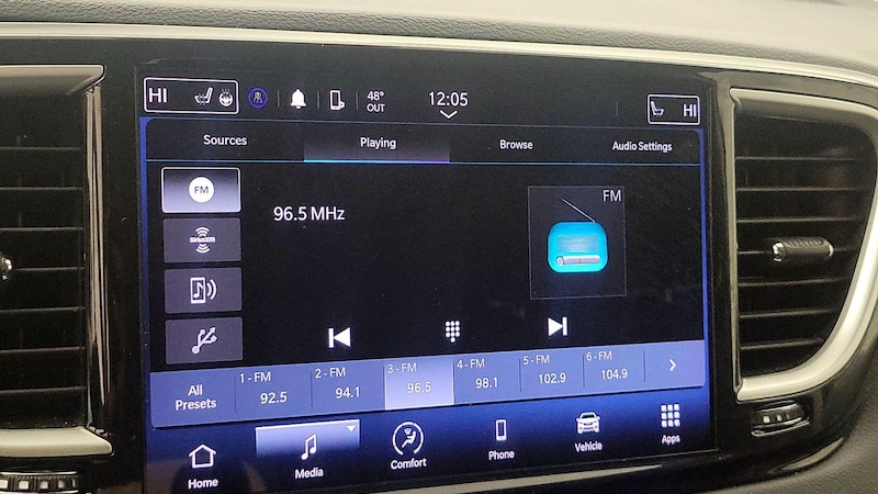 2022 Chrysler Pacifica Touring L 15