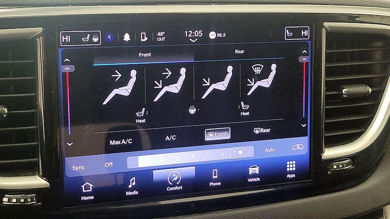 2022 Chrysler Pacifica Touring L 16