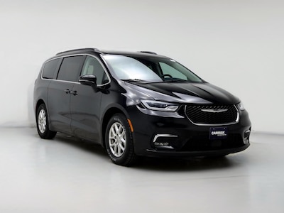 2022 Chrysler Pacifica Touring L -
                Denver, CO