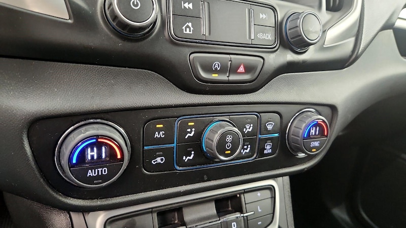 2023 GMC Terrain SLT 14