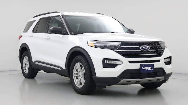 2023 Ford Explorer XLT Hero Image