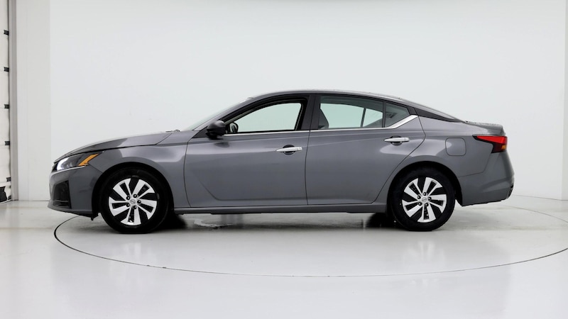 2024 Nissan Altima S 3