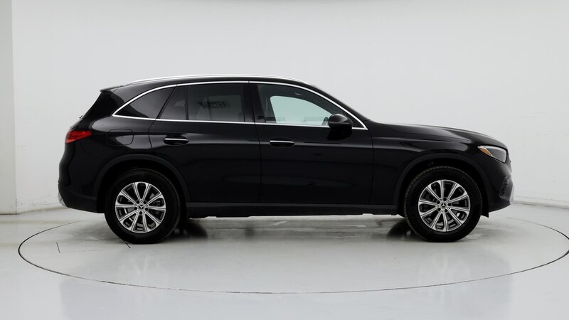 2024 Mercedes-Benz GLC 300 7