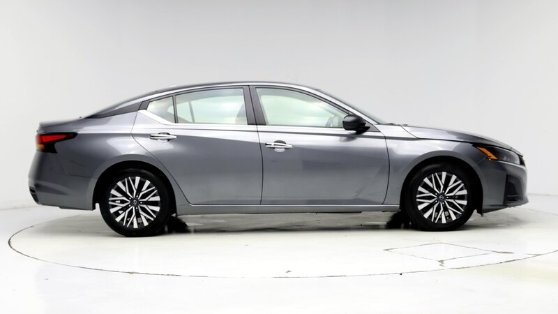 2024 Nissan Altima SV 7