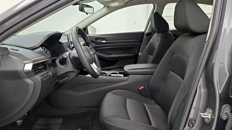 2024 Nissan Altima SV 11