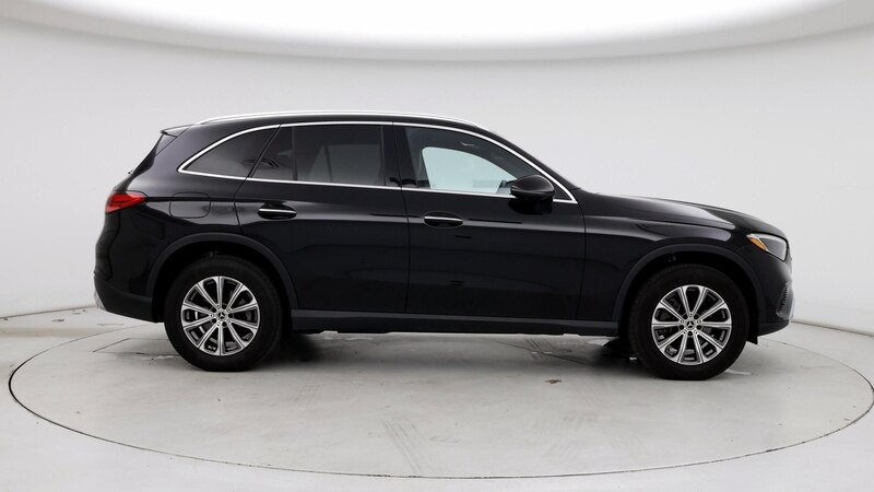 2024 Mercedes-Benz GLC 300 7