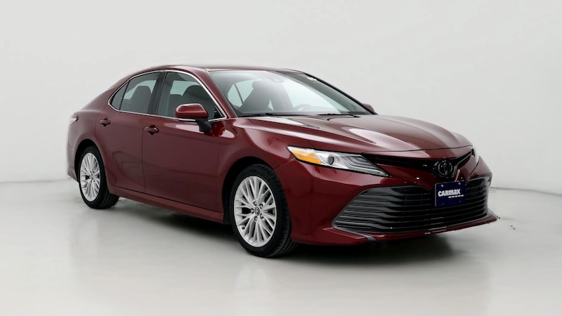 2019 Toyota Camry XLE Hero Image