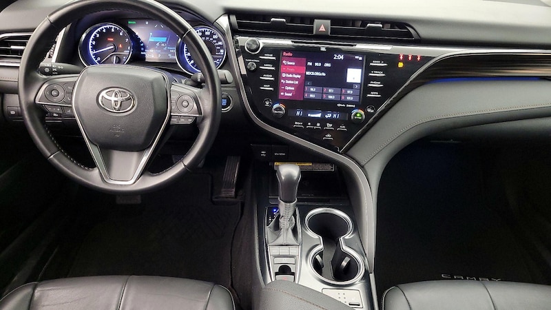 2019 Toyota Camry XLE 9