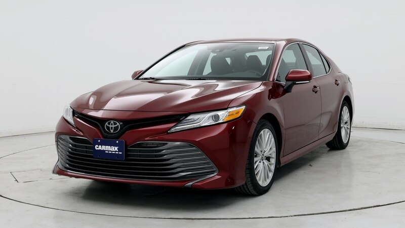 2019 Toyota Camry XLE 4