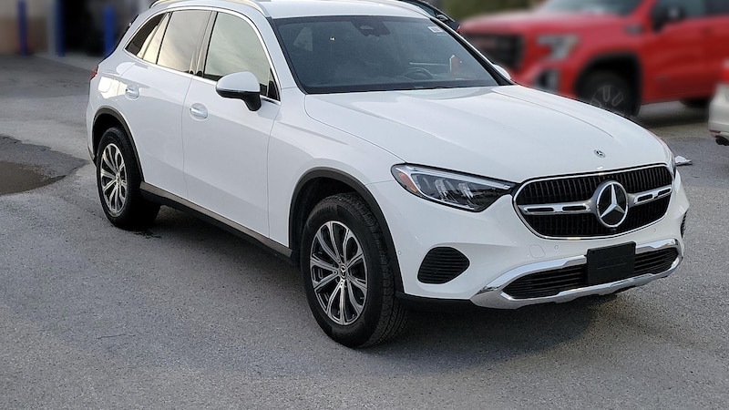 2024 Mercedes-Benz GLC 300 Hero Image