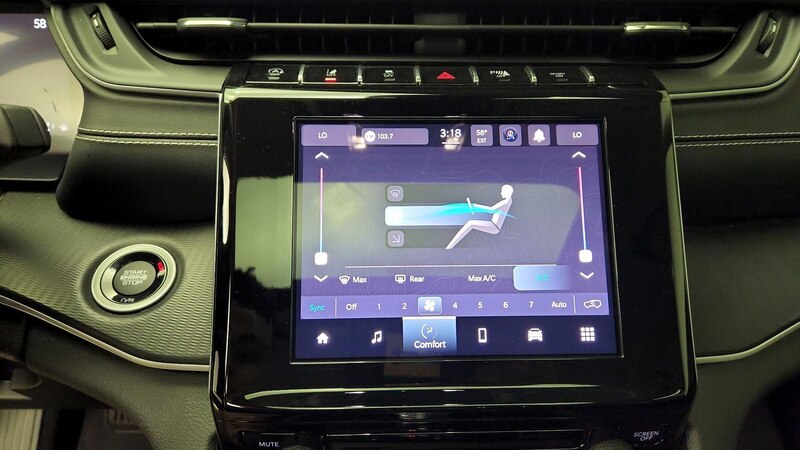 2023 Jeep Grand Cherokee Laredo 16