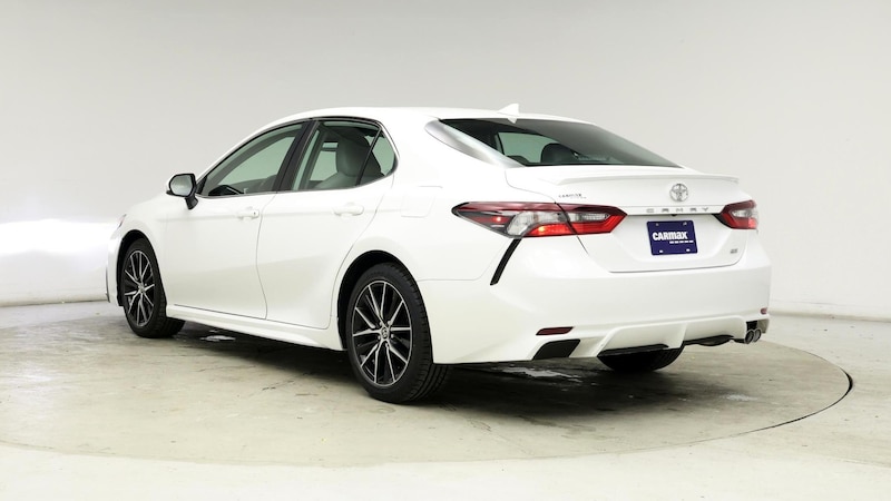 2021 Toyota Camry SE 2