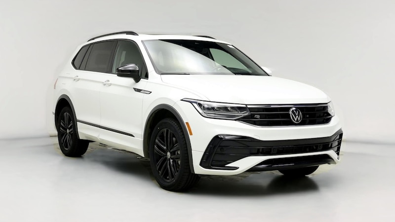 2022 Volkswagen Tiguan SE R-Line Black Hero Image