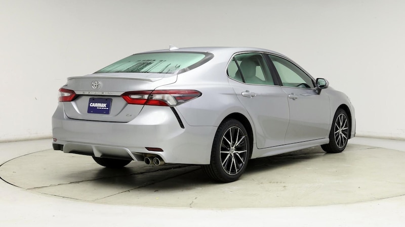 2022 Toyota Camry SE 8