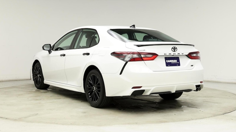 2022 Toyota Camry SE 2