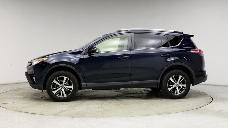 2018 Toyota RAV4 XLE 3