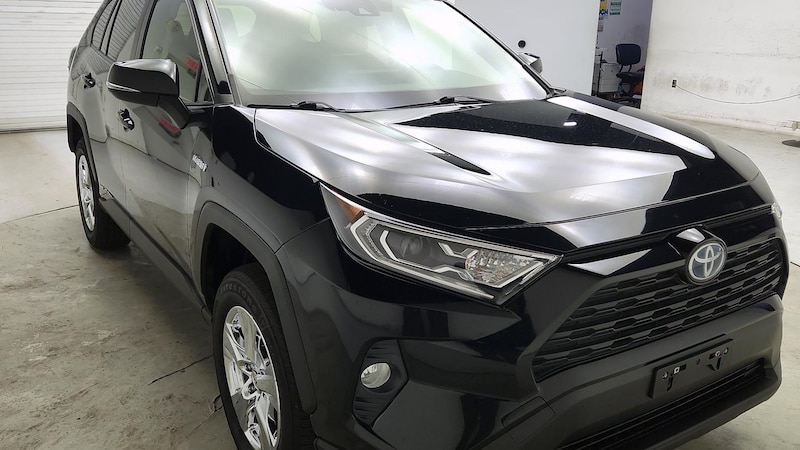 2020 Toyota RAV4 XLE Hero Image