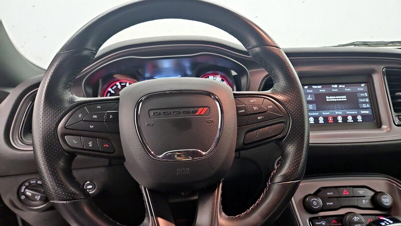2023 Dodge Challenger SXT 10