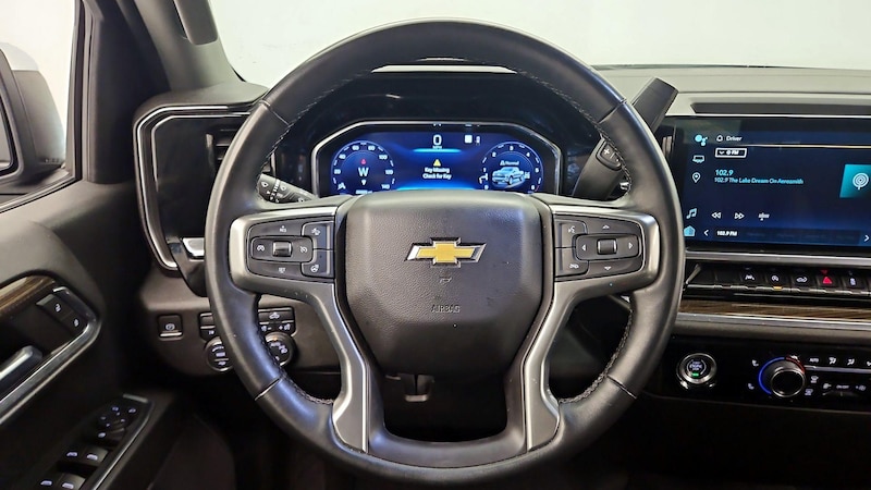 2023 Chevrolet Silverado 1500 LT 10