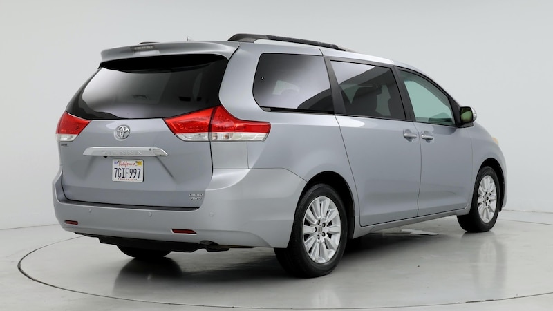 2014 Toyota Sienna Limited 8