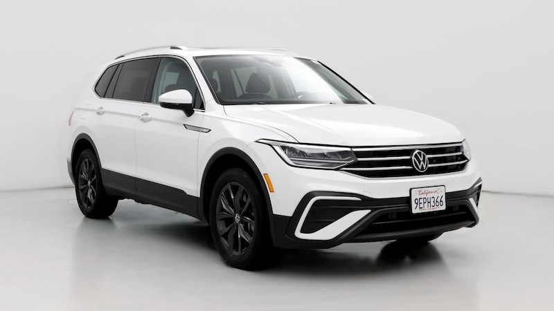 2022 Volkswagen Tiguan SE Hero Image