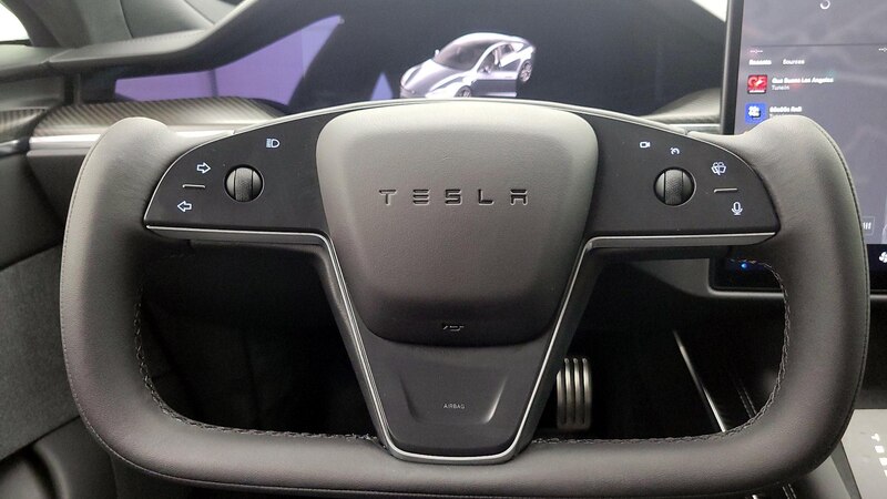 2021 Tesla Model S Plaid 10