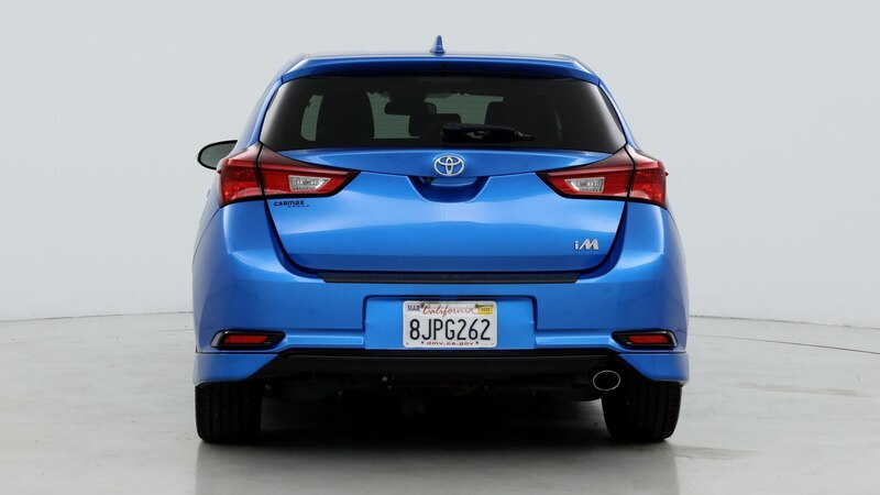 2018 Toyota Corolla iM  6