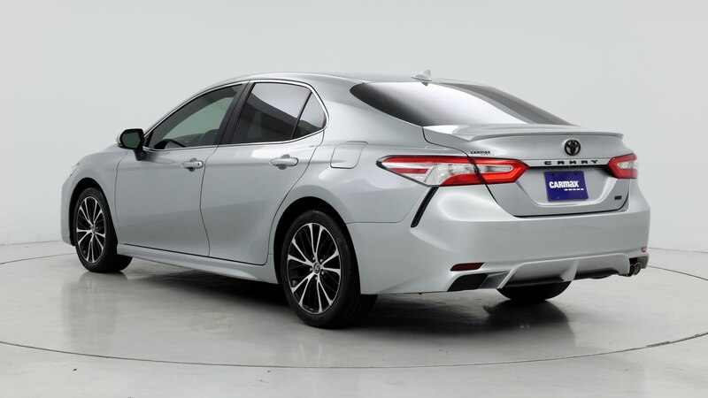 2020 Toyota Camry SE 2