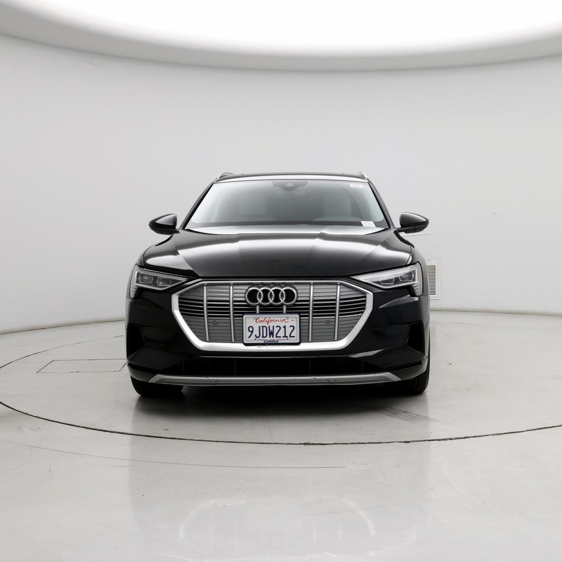 Thumbnail: 2021 Audi e-tron - 5